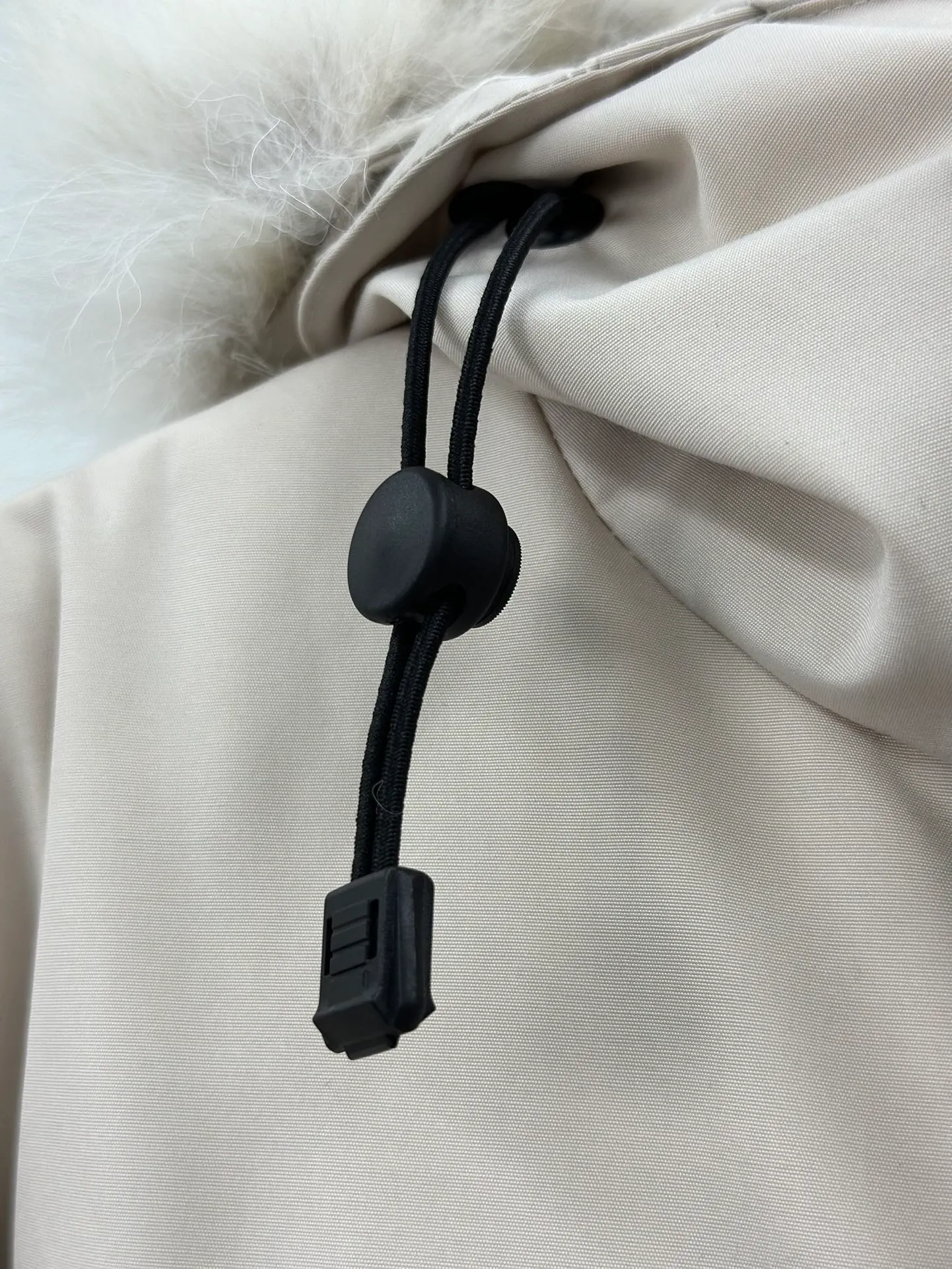 P780 𝗖𝗮𝗻𝗮𝗱𝗮 𝗚𝗼𝘀𝗲 / 🇨🇦 Canada Goose New Version 08 Down Jacket - Off-White